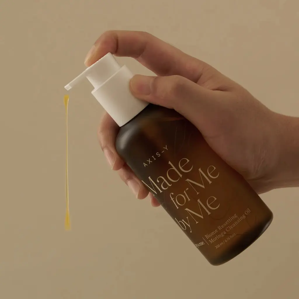 BiomeResettingMoringaCleansingOil1.webp