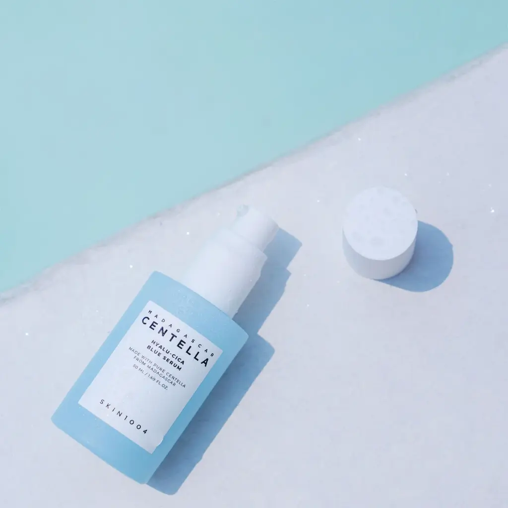 skin1004-ampoule-serum-hyalu-cica-blue-serum-38409153773814_1440x.webp